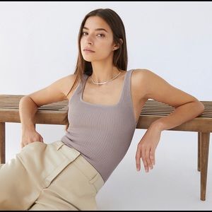Aritzia Babaton Sculpt Tank